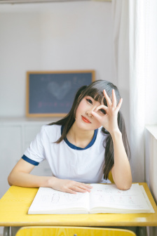 女集中营完整版
